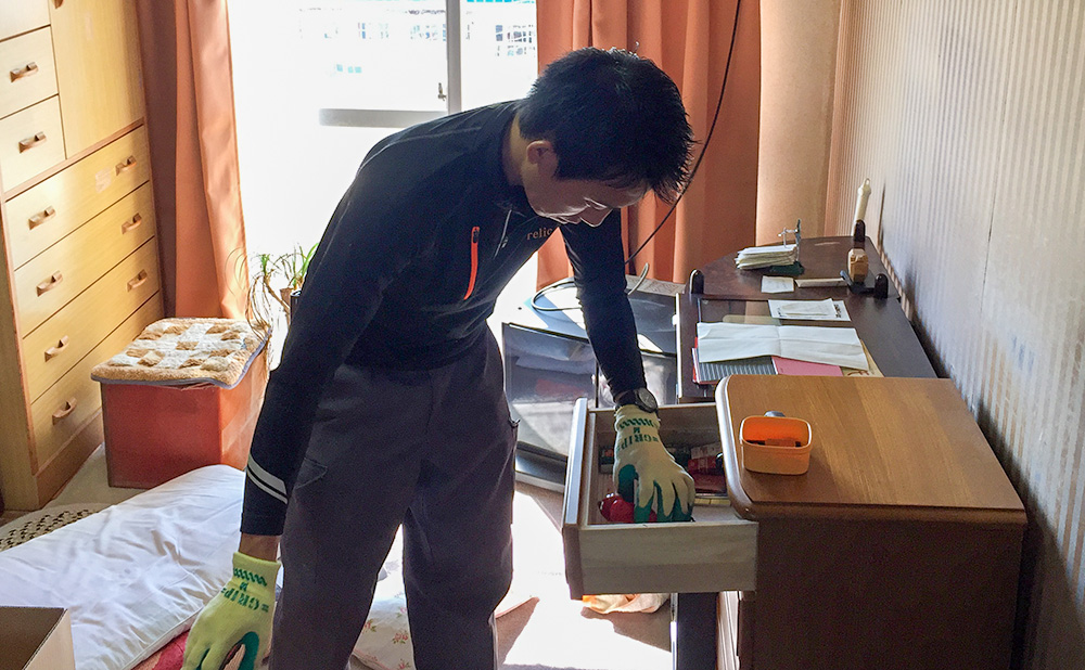 遺品整理作業