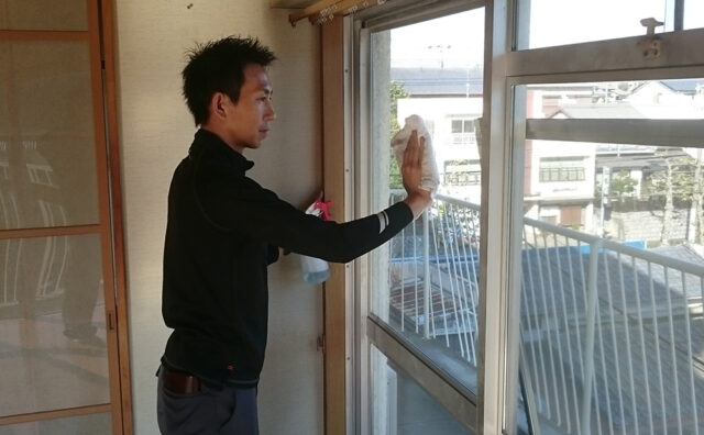 遺品整理後の室内の清掃